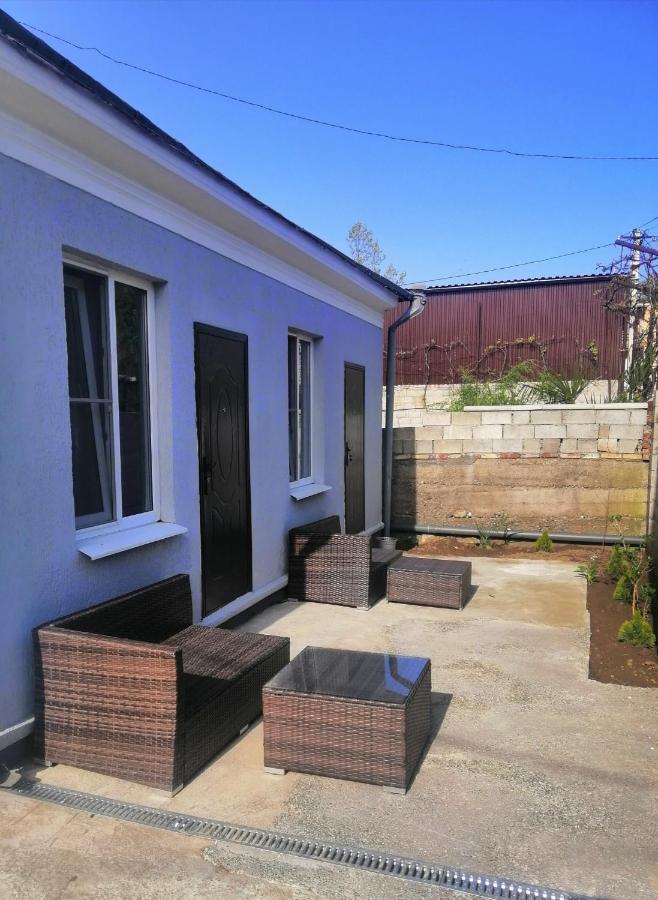 Guest House Sukhumi Exterior foto